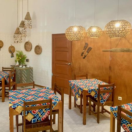 Sao Pedro Guesthouse Sao Tome Bagian luar foto