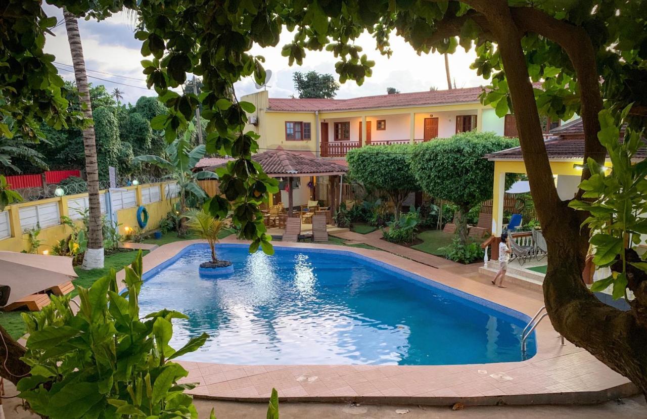 Sao Pedro Guesthouse Sao Tome Bagian luar foto