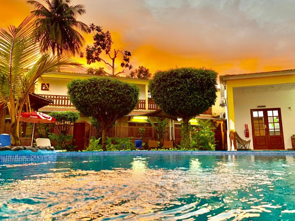 Sao Pedro Guesthouse Sao Tome Bagian luar foto