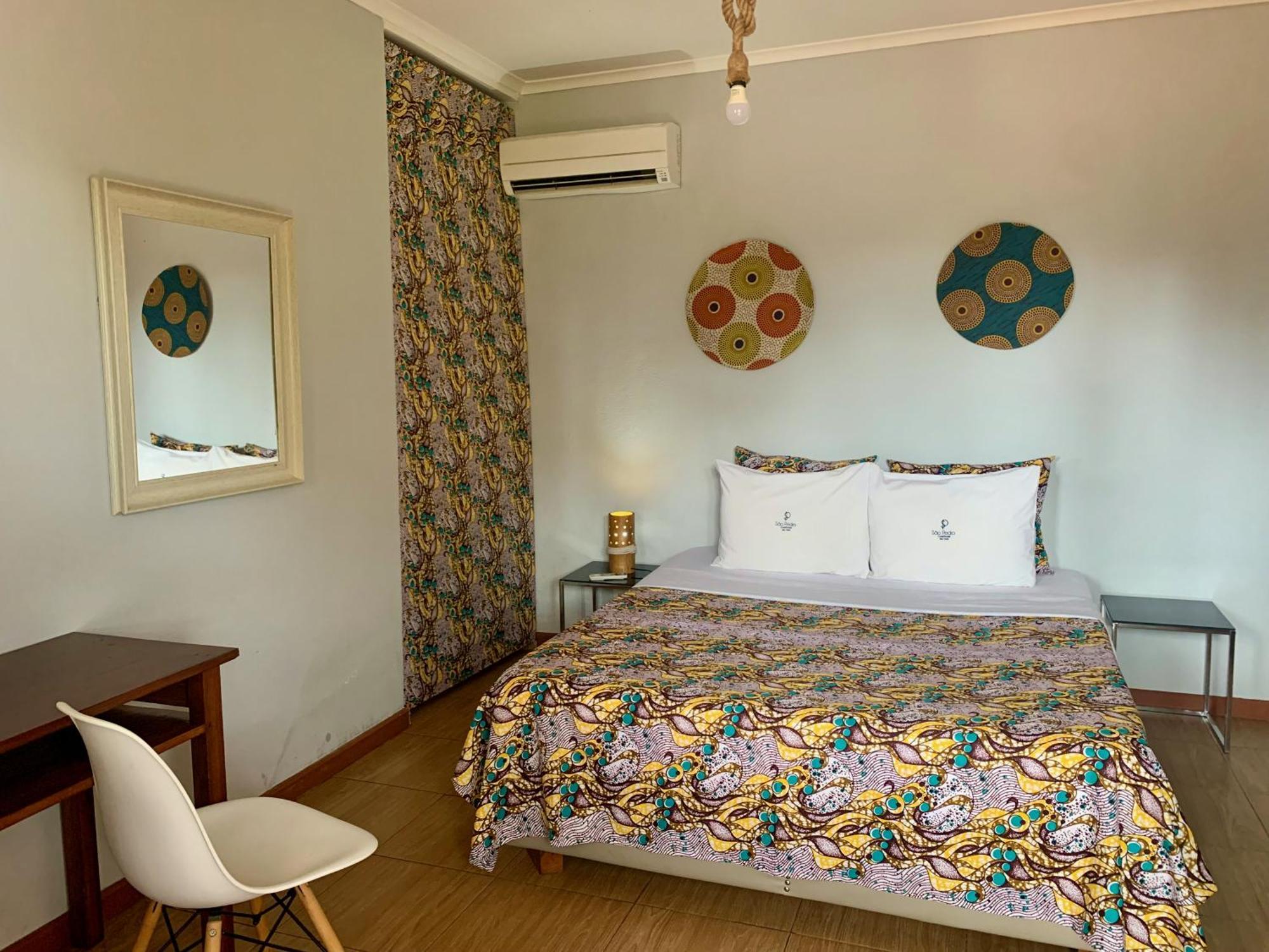 Sao Pedro Guesthouse Sao Tome Bagian luar foto